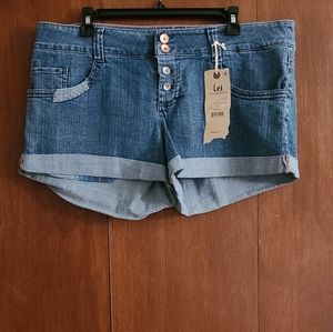 L.e.i. Shorts